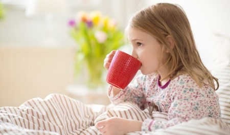 مضرات چای سبز برای کودکان, سن مناسب دادن چای سبز به کودکان, معایب مصرف چای سبز در کودکان