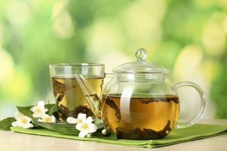 آیا چای سبز برای زنان شیرده ضرر دارد,استفاده از چای سبز در دوران شیردهی,نکاتی درباره مصرف چای سبز در دوران شیردهی