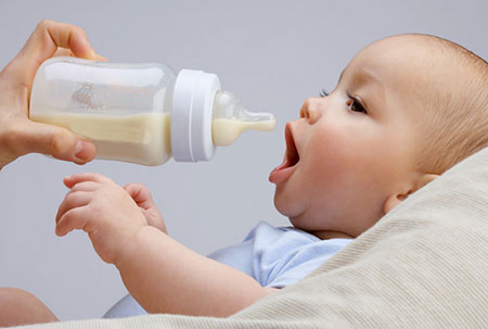 شیر خشک,مراحل تهیه شیر خشک نوزاد,شیشه شیر کودک