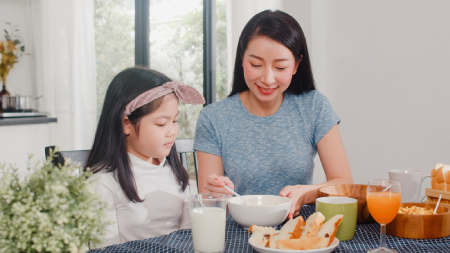 تغذیه اولیه و توسعه ذهنی کودک