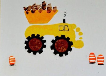 نقاشی با کف پای کودکان,انواع نقاشی با کف پای کودکان,آموزش نقاشی به کودکان با کف پا