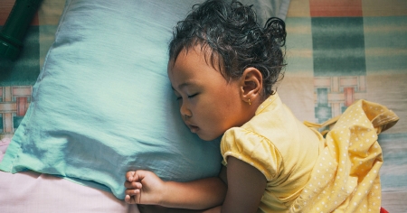 درمان تعریق شبانه کودکان, عرق کردن کودک هنگام خواب, عرق سرد کودکان در خواب