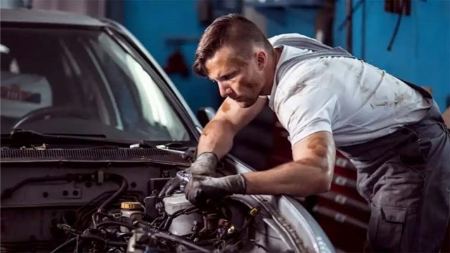 آشنایی با ابزار آلات مکانیکی خودرو آشنایی با ابزار آلات مکانیکی خودرو