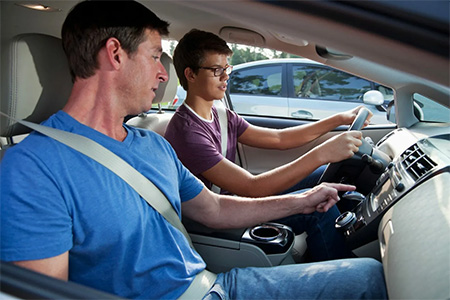 رانندگی برای افراد تازه‌کار, قوانین رانندگی افراد تازه گواهینامه گرفته