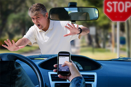 رانندگی برای افراد تازه‌کار, ممنوعیت استفاده از تلفن همراه هنگام رانندگی