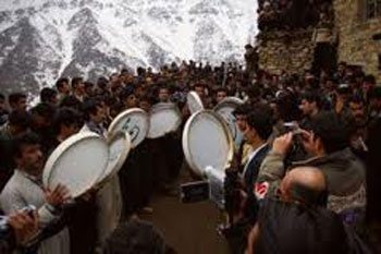 رسوم مردم کردستان, مراسم باستاني