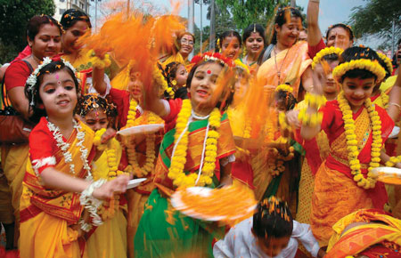 رسوم مردم هند,جشن هولی,تقویم دینی هندوها