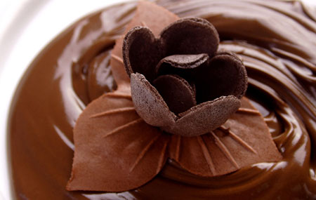 طرز تهیه انواع شکلات,نحوه درست کردن موس شکلات