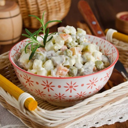 پیراشکی مرغ و سیب زمینی،غذا با سیب زمینی و مرغ،انواع غذا با سیب زمینی