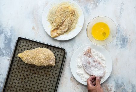 درست کردن فیله مرغ با سس مایونز