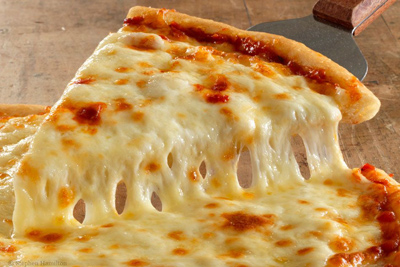 نحوه درست کردن پیتزا پنیر,شیوه درست کردن پیتزا پنیر