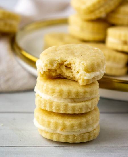 طرز پخت بیسکویت های کرم افرا