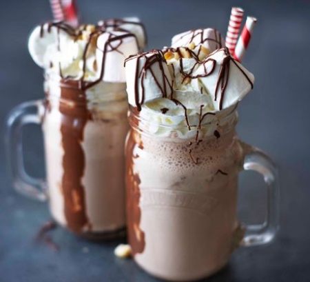 نکاتی برای تهیه میلک شیک شکلاتی