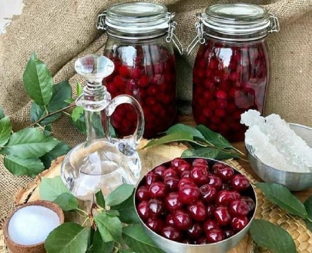 طرز تهیه ترشی گیلاس