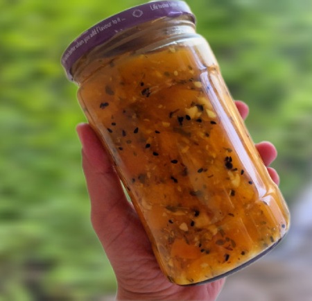 طرز تهیه انواع ترشی شفتالو