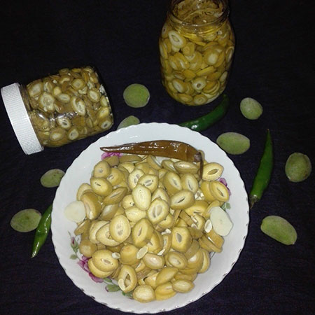 انواع ترشی چغاله بادام, روش درست کردن ترشی چغاله