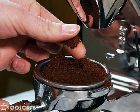 انواع درجه آسیاب قهوه,درجه آسیاب ‌ایده‌آل برای دستگاه اسپرسو ساز برقی
