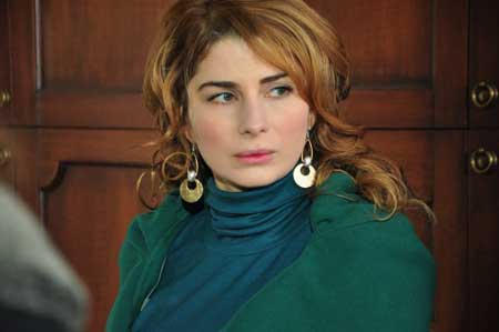 نقش هولیا در سریال دیلا خانم,عکس های اژه ازدسیکی بازیگر نقش هولیا در سریال دیلا خانم