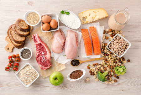 تقویت عضلات در سالمندان, پروتئین برای افراد مسن