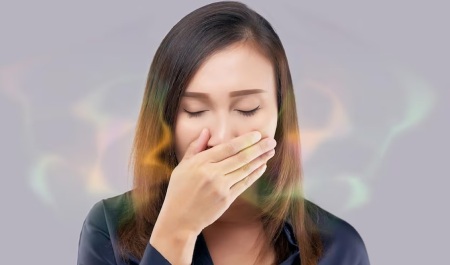 سوزش معده و بوی بد دهان