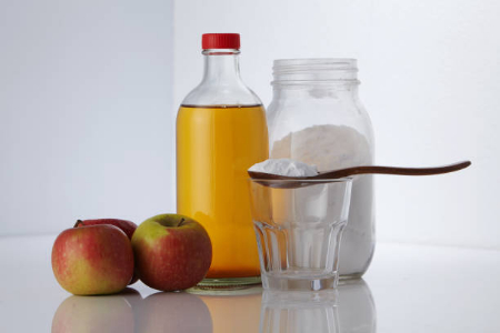 نوشیدن آب با سرکه سیب و جوش شیرین قبل از غذا, آب با سرکه و جوش شیرین برای سم زدایی