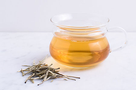 خواص چای سفید در طب سنتی,چای سفید چه طبعی دارد