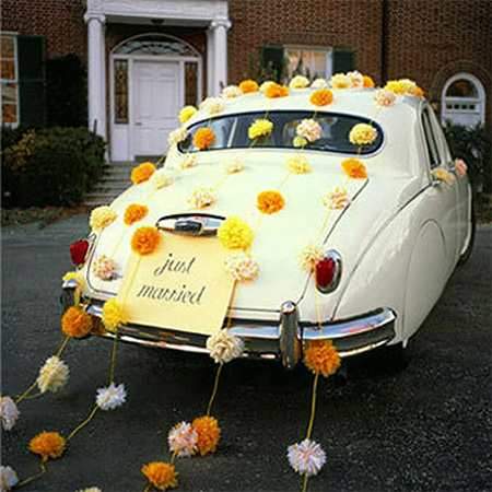 آموزش گل آرایی ماشین عروس, عکس گل آرایی ماشین عروس, گل آرایی ماشین عروس با روبان و قوطی های حلبی