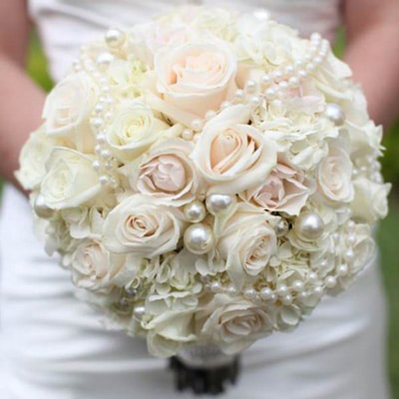 دسته گل های سفید, دسته گل عروس یک رنگ