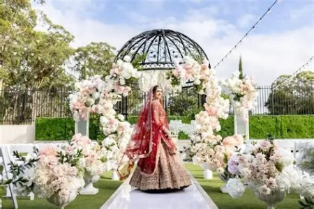 ایده ورود عروس و داماد به تالار, تزئین مسیر ورودی عروس و داماد