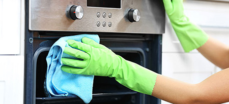 روش های تمیز کردن انواع اجاق گاز, نحوه ی تمیز کردن فر, راهنمای تمیز کردن آشپزخانه