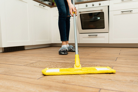اصولی برای تمیز کردن آشپزخانه, تمیز کردن انواع سینک آشپزخانه, تمیز کردن انواع کف آشپزخانه