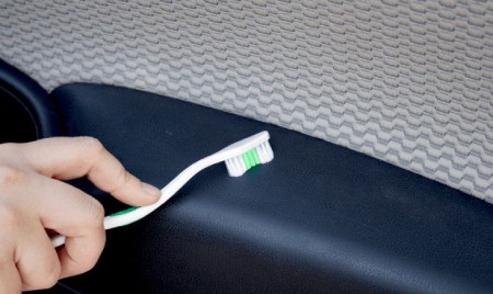 تمیز کردن وسایل با مسواک قدیمی, کاربردهای مسواک قدیمی, نحوه ی تمیز کردن وسایل با مسواک کهنه
