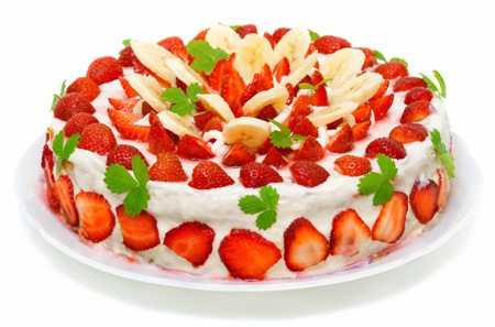نمونه های تزیین کیک با میوه, تزیینات کیک اسفنجی