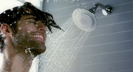 صرفه جویی در مصرف آب,صرفه جویی هنگام حمام کردن