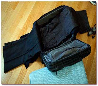 نحوه بستن چمدان برای یک سفر طولانی 