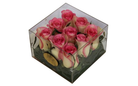 باکس گل لاکچری هدیه‌ای شیک و دلنشین,باکس گل لاکچری هدیه‌ای ارزشمند,باکس گل لاکچری یکی از زیباترین هدایا