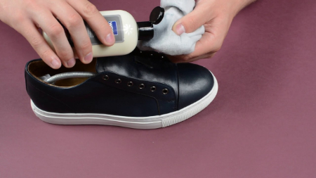 تمیز کردن کفش چرم, مراقبت از کفش چرم