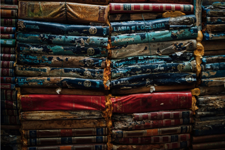 رفع بوی کپک کتاب, از بین بردن بوی نم کتاب