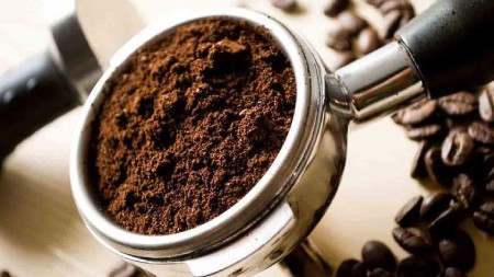 کاربردهای شگفت انگیز تفاله قهوه، استفاده از تفاله قهوه، استفاده خلاقانه از تفاله قهوه