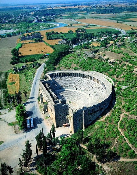 جاذبه های تاریخی ترکیه, شهر باستانی آسپندوس کجاست , تاریخچه شهر باستانی آسپندوس