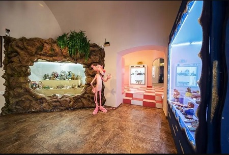 موزه اسباب بازی استانبول, موزه اسباب بازی و عروسک, اسباب بازیهای موزه آنتالیا