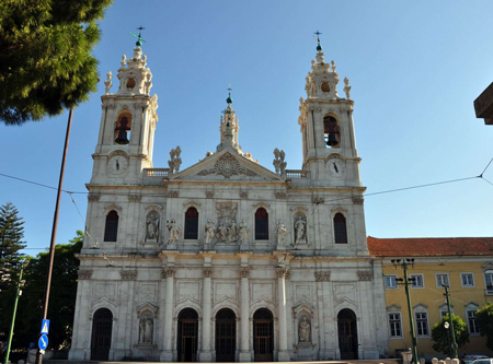 کلیسای استرلا باسیلیکا,عکس های کلیسای استرلا باسیلیکا,مکانهای دیدنی پرتغال