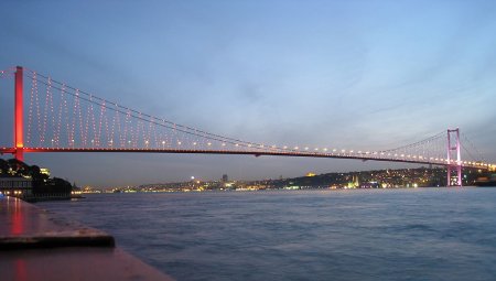 تاریخچه پل بسفر,پل بسفر,پل بسفر در استانبول