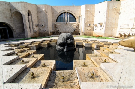  باغ مجسمه‌های کافسجیان