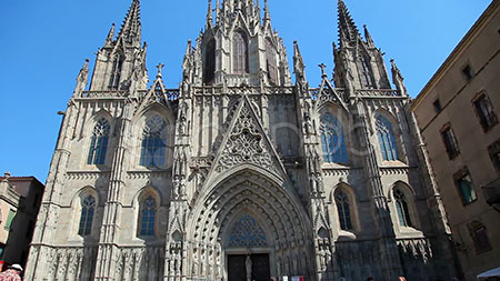 کلیسای جامع بارسلونا,عکس های کلیسای جامع بارسلونا,تصاویر کلیسای جامع بارسلونا