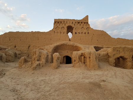 damghan-hesar-hill-2