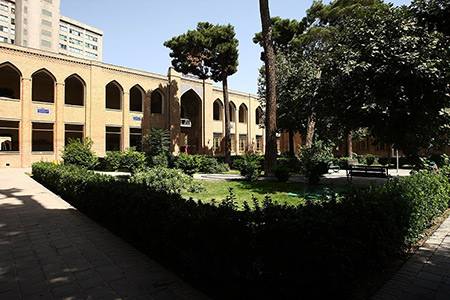 مدرسه دارالفنون تهران,دلیل ساخت مدرسه دارالفنون,عکس های مدرسه دارالفنون