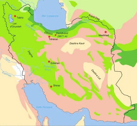دشت کویر لوت, نام گذاری کویر لوت, اقامتگاههای کویر لوت