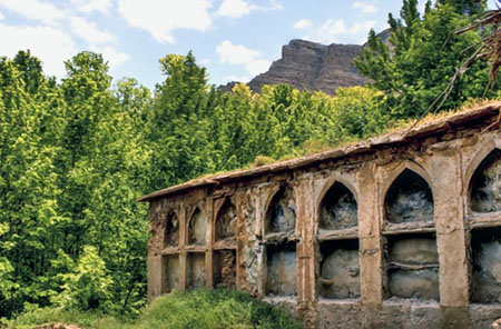 روستاهای دیدنی شیراز، مقاصد طبیعت گردی استان فارس، جاده روستای قلات