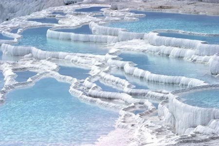 روستای Pamukkale در ترکیه,حوضچه آب گرم در ترکیه,چشمه های آب گرم در ترکیه